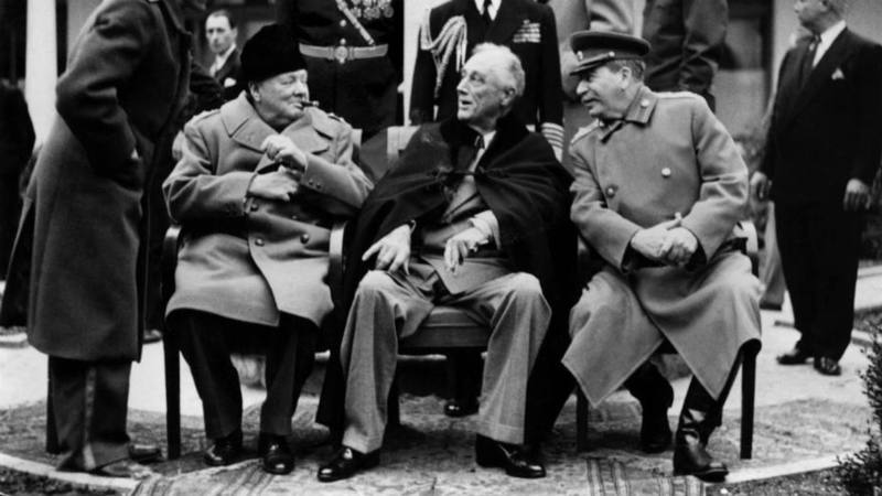 Una conferencia marcó el final de la Segunda Guerra Mundial Hace 72 años -  La Segunda Guerra Mundial