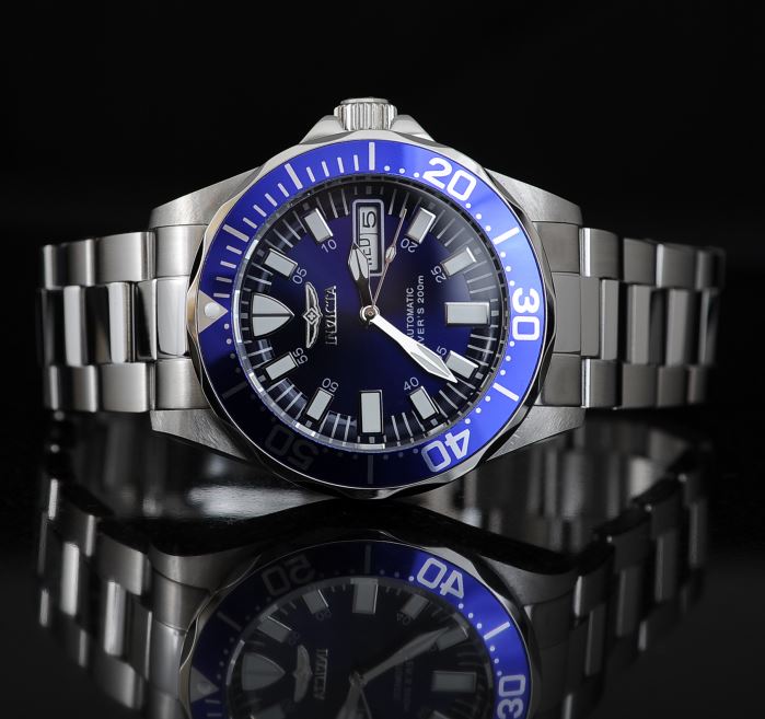 Invicta 7042 deals